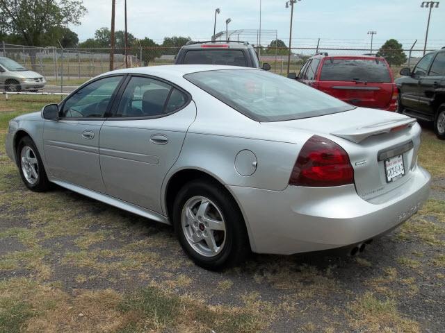 Pontiac Grand Prix 2004 photo 3