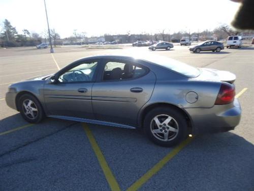 Pontiac Grand Prix 2004 photo 2