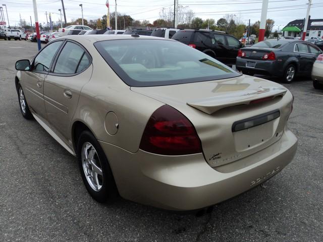 Pontiac Grand Prix 2004 photo 4