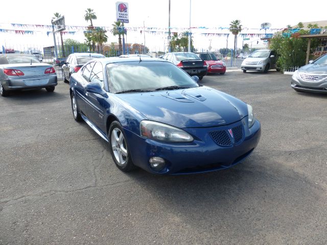 Pontiac Grand Prix 2004 photo 4