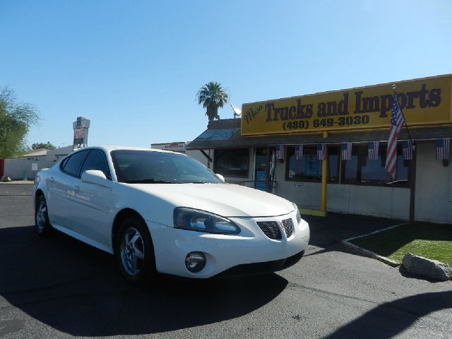 Pontiac Grand Prix 2004 photo 3