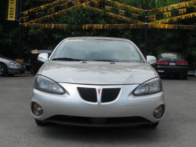 Pontiac Grand Prix 2004 photo 5