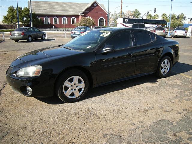 Pontiac Grand Prix Passion Sedan