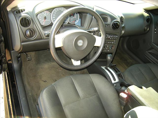 Pontiac Grand Prix 2004 photo 3