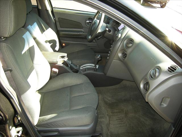 Pontiac Grand Prix 2004 photo 4