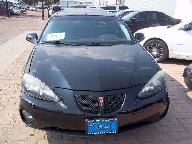 Pontiac Grand Prix 2005 photo 4