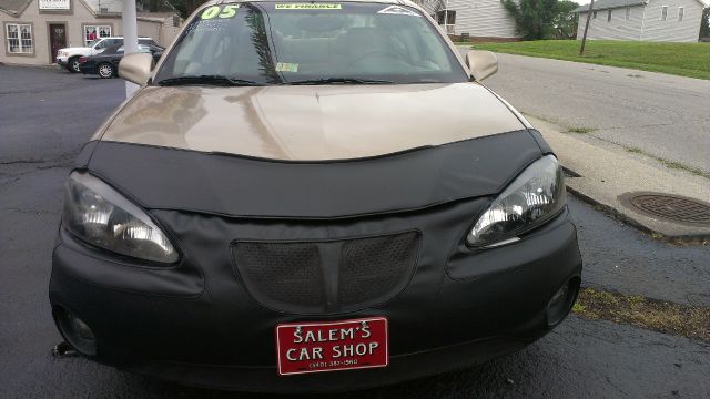 Pontiac Grand Prix 2005 photo 9