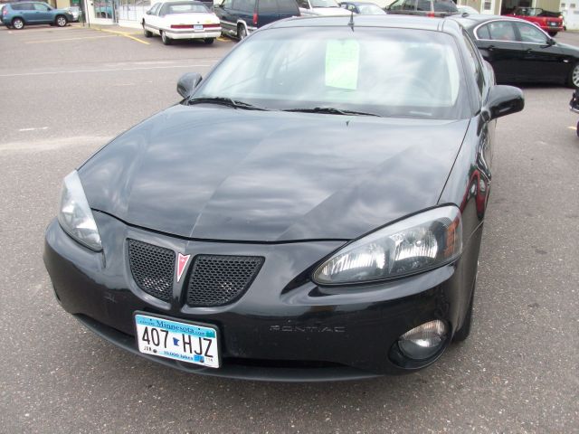 Pontiac Grand Prix 2005 photo 3