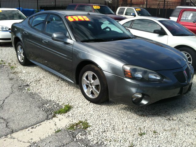 Pontiac Grand Prix Base Sedan