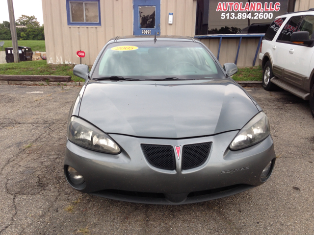 Pontiac Grand Prix 2005 photo 3