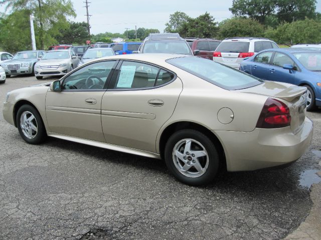 Pontiac Grand Prix Base Sedan