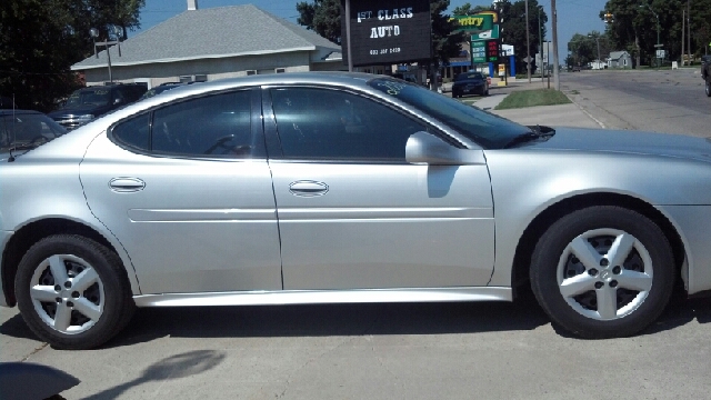 Pontiac Grand Prix Base Sedan