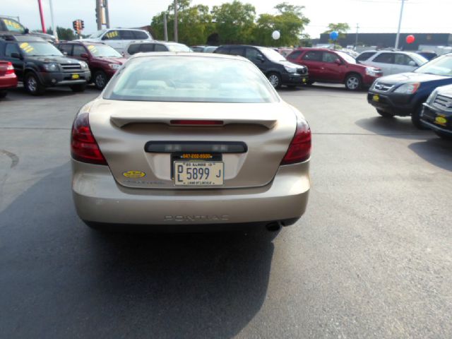 Pontiac Grand Prix Base Sedan