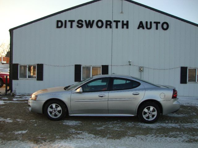 Pontiac Grand Prix 2006 photo 1