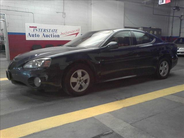 Pontiac Grand Prix 2006 photo 1