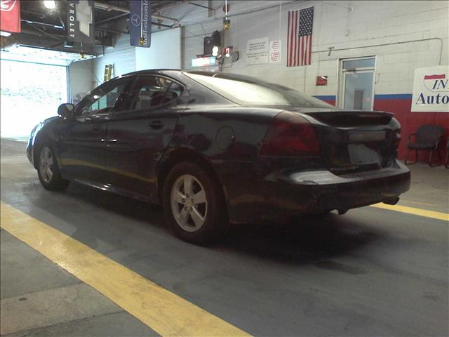 Pontiac Grand Prix 2006 photo 4