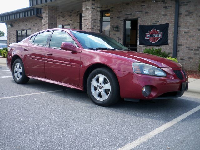 Pontiac Grand Prix 2006 photo 3