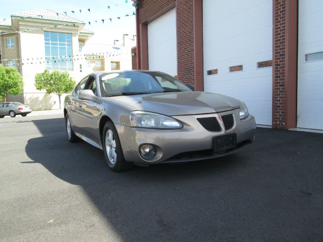 Pontiac Grand Prix 2006 photo 7