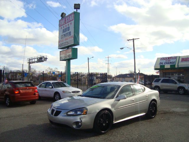 Pontiac Grand Prix 2006 photo 4