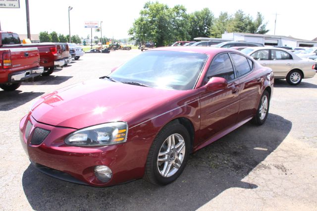 Pontiac Grand Prix 2006 photo 4