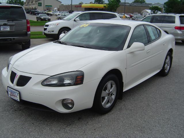 Pontiac Grand Prix 2006 photo 35