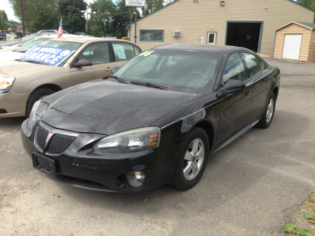 Pontiac Grand Prix 2006 photo 4