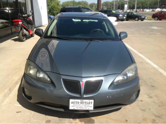 Pontiac Grand Prix 2006 photo 3