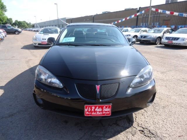 Pontiac Grand Prix 2006 photo 4