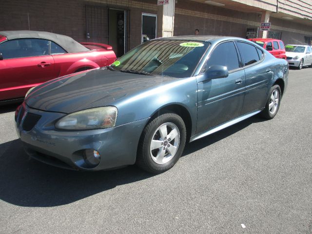 Pontiac Grand Prix 2006 photo 4