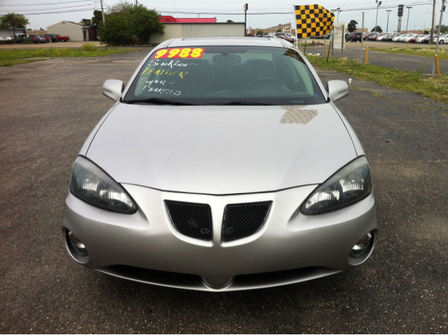 Pontiac Grand Prix 2006 photo 3