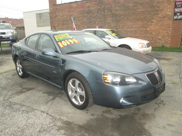 Pontiac Grand Prix 2006 photo 3