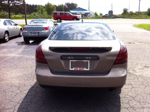 Pontiac Grand Prix Base Sedan