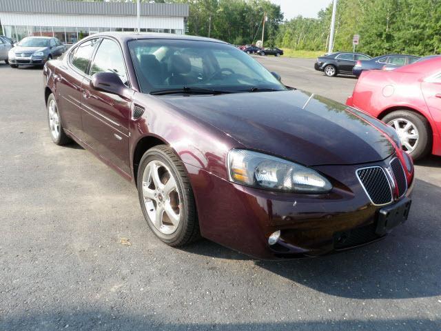 Pontiac Grand Prix 2006 photo 3