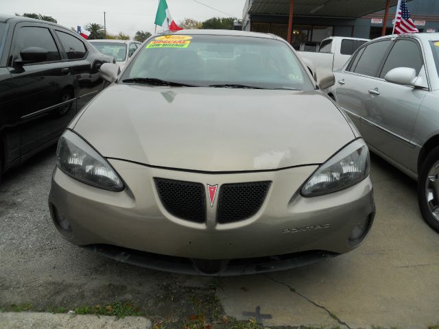 Pontiac Grand Prix 2006 photo 3