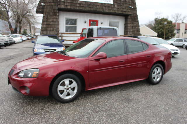 Pontiac Grand Prix 2006 photo 4