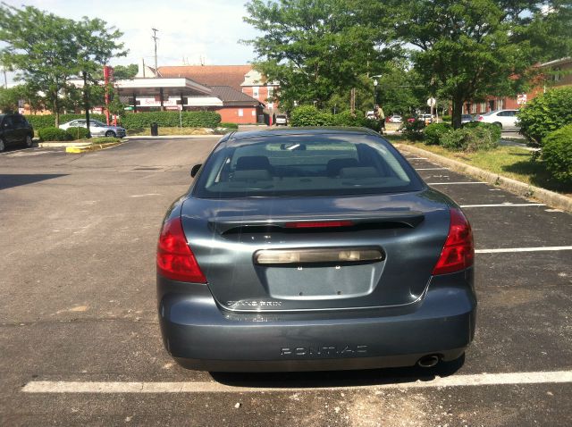 Pontiac Grand Prix 2006 photo 7