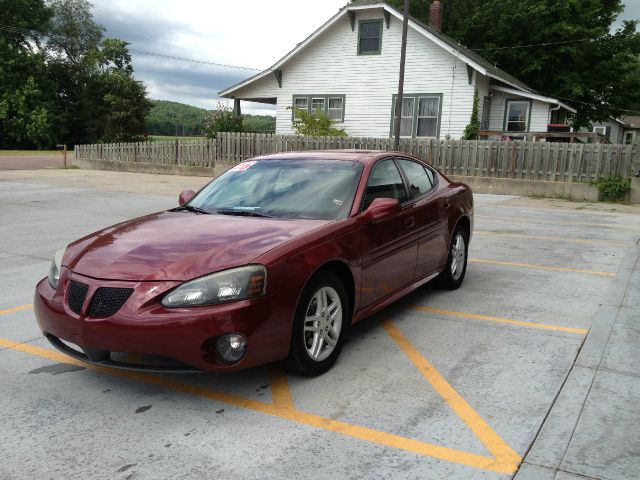 Pontiac Grand Prix 2006 photo 4