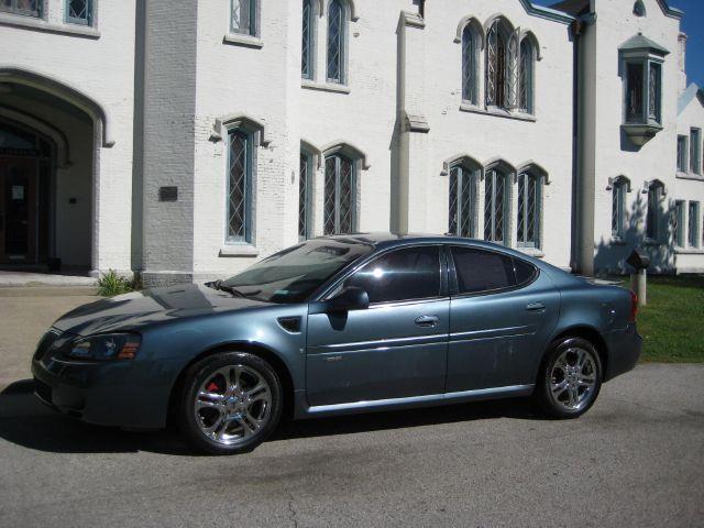 Pontiac Grand Prix 2006 photo 3