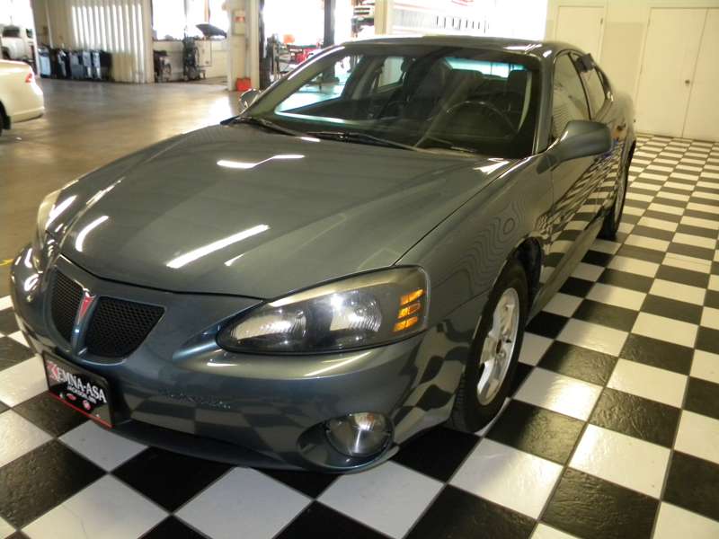 Pontiac Grand Prix 2006 photo 4