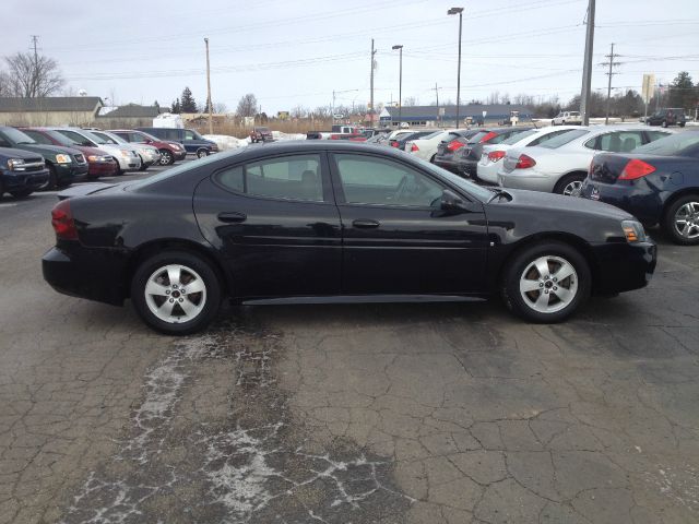 Pontiac Grand Prix 2006 photo 4