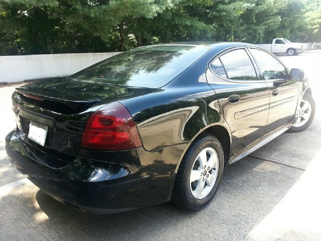 Pontiac Grand Prix 2006 photo 4