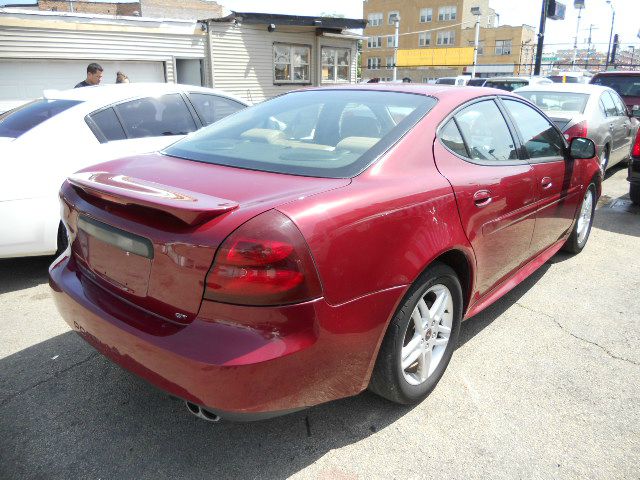 Pontiac Grand Prix 2006 photo 10