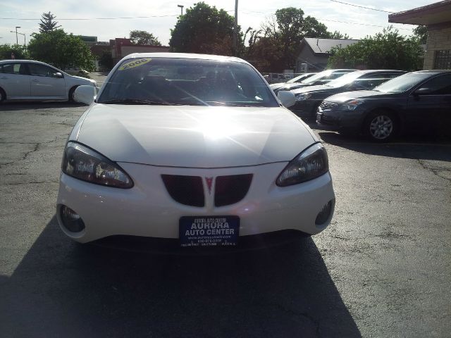 Pontiac Grand Prix 2006 photo 3