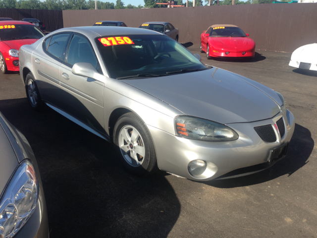 Pontiac Grand Prix 2006 photo 3