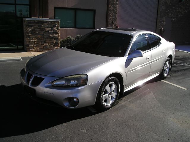 Pontiac Grand Prix 2006 photo 3