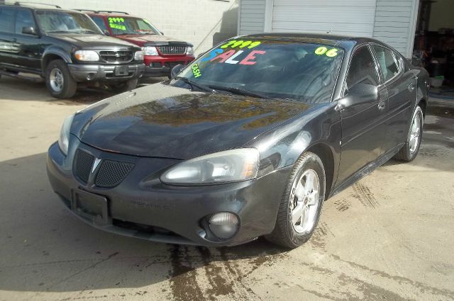 Pontiac Grand Prix 2006 photo 4