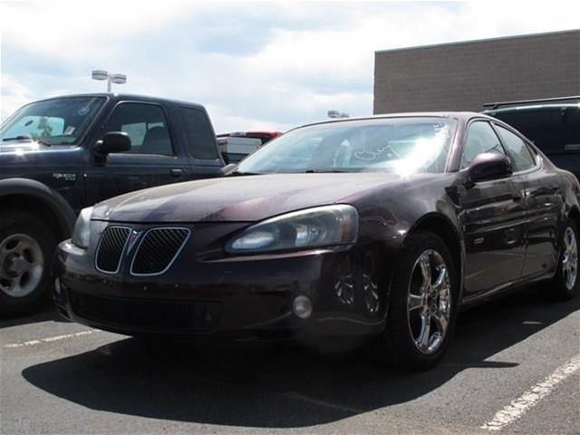 Pontiac Grand Prix 2006 photo 2