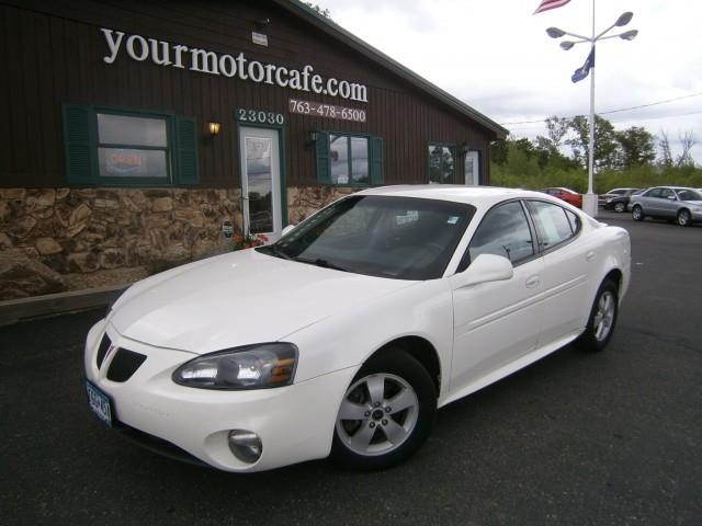 Pontiac Grand Prix 2006 photo 1