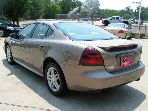 Pontiac Grand Prix 2007 photo 1