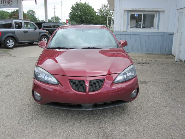 Pontiac Grand Prix 2007 photo 3